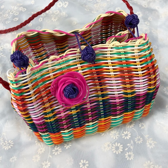 plastic basket purse